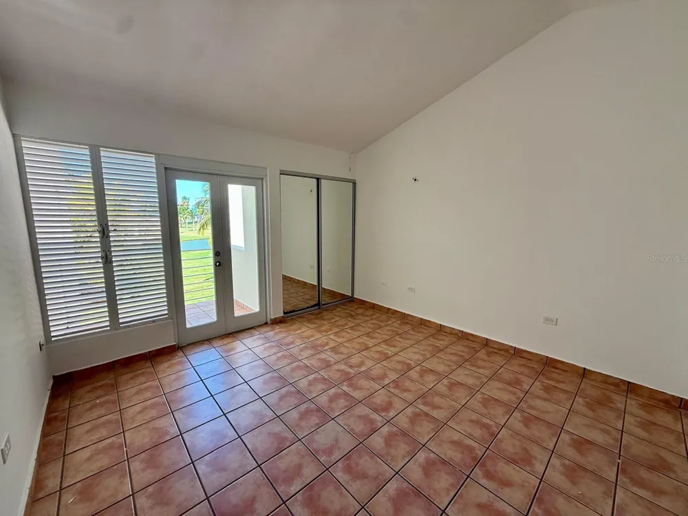 #124 VILLAS DE GOLF OESTE Dorado, PR 00646