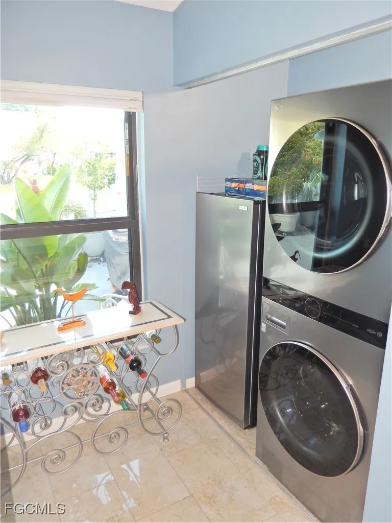 Villa Drive #4 Fort Myers, FL 33905