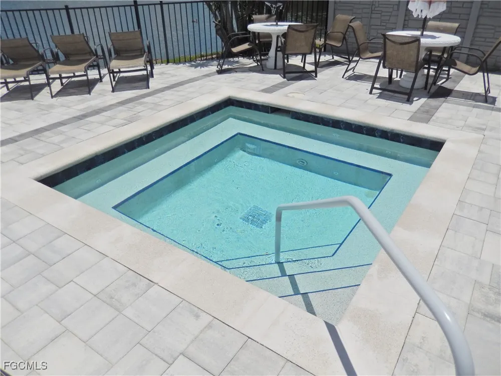Villa Drive #4 Fort Myers, FL 33905
