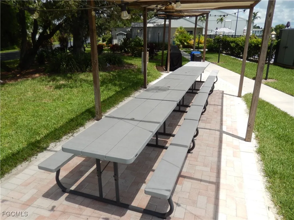 Villa Drive #4 Fort Myers, FL 33905