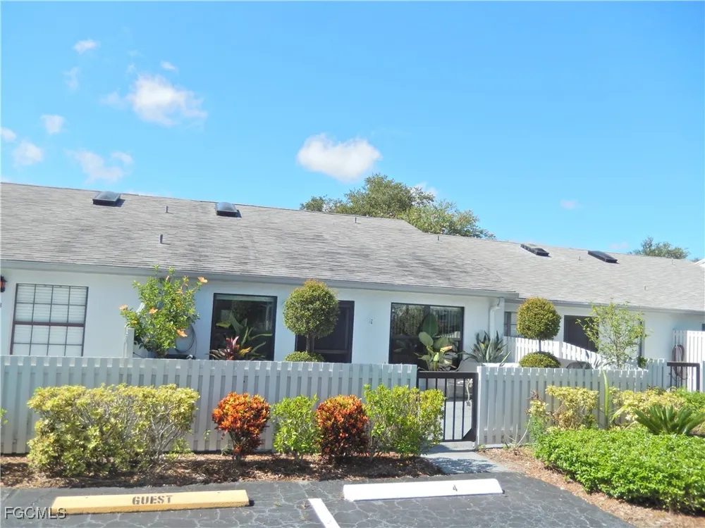 Villa Drive #4 Fort Myers, FL 33905