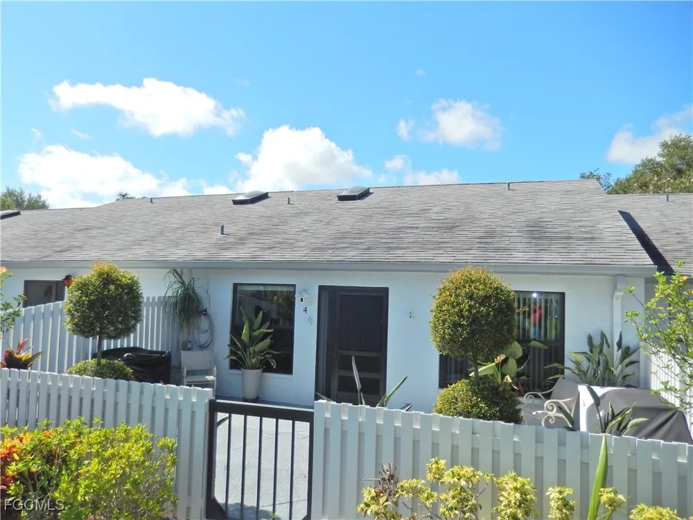 Villa Drive #4 Fort Myers, FL 33905