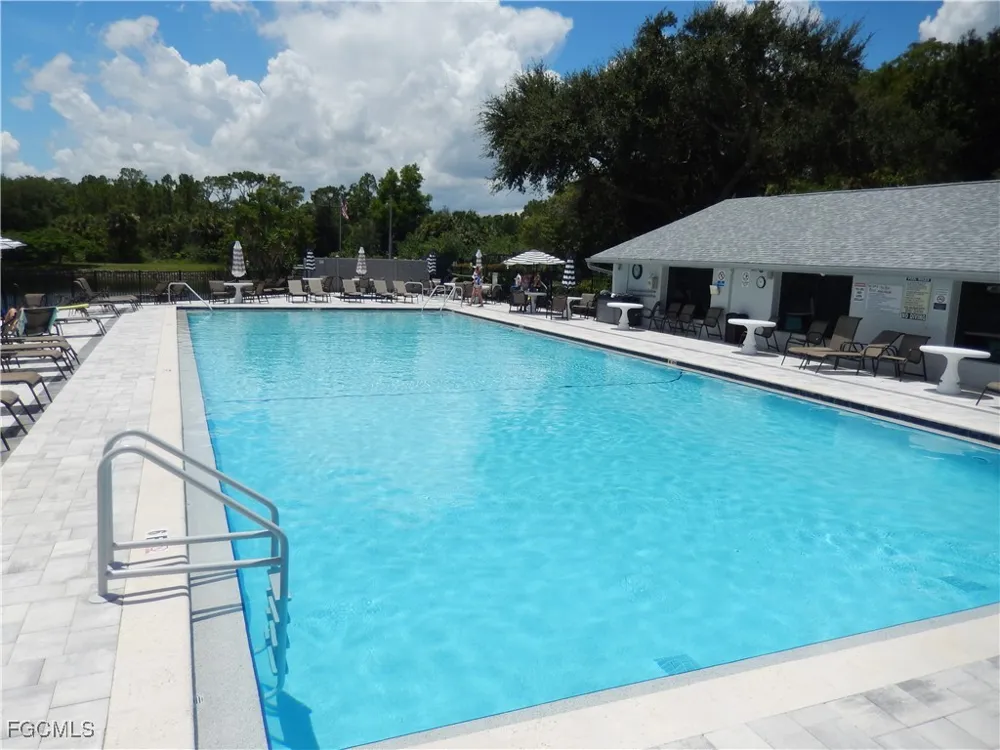 Villa Drive #4 Fort Myers, FL 33905