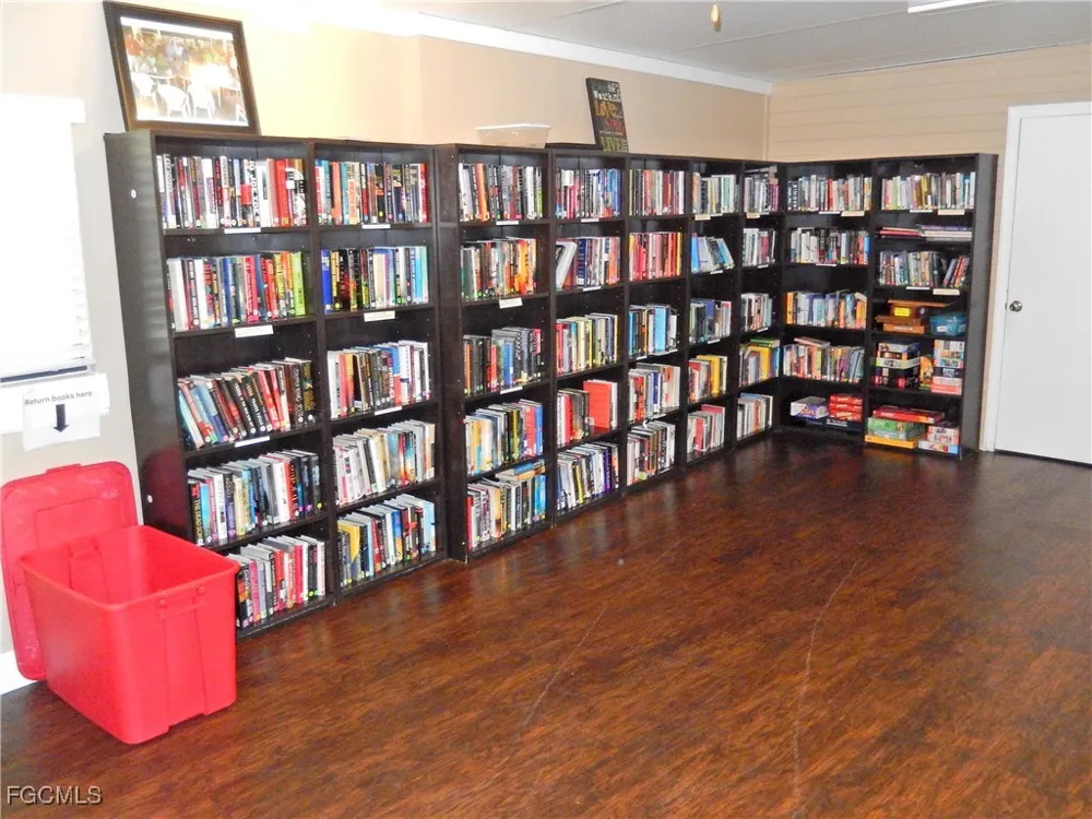 Villa Drive #4 Fort Myers, FL 33905