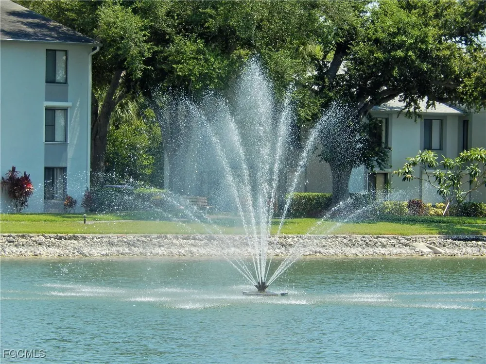 Villa Drive #4 Fort Myers, FL 33905