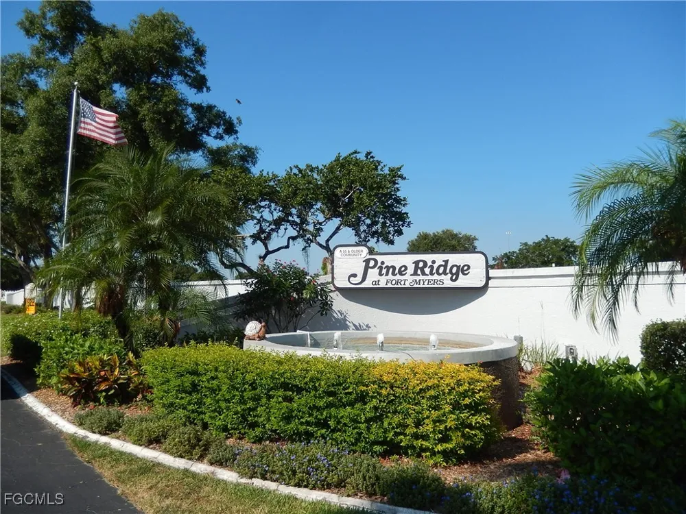 Villa Drive #4 Fort Myers, FL 33905