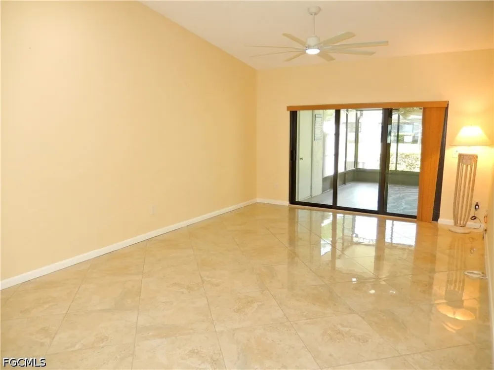 Villa Drive #4 Fort Myers, FL 33905