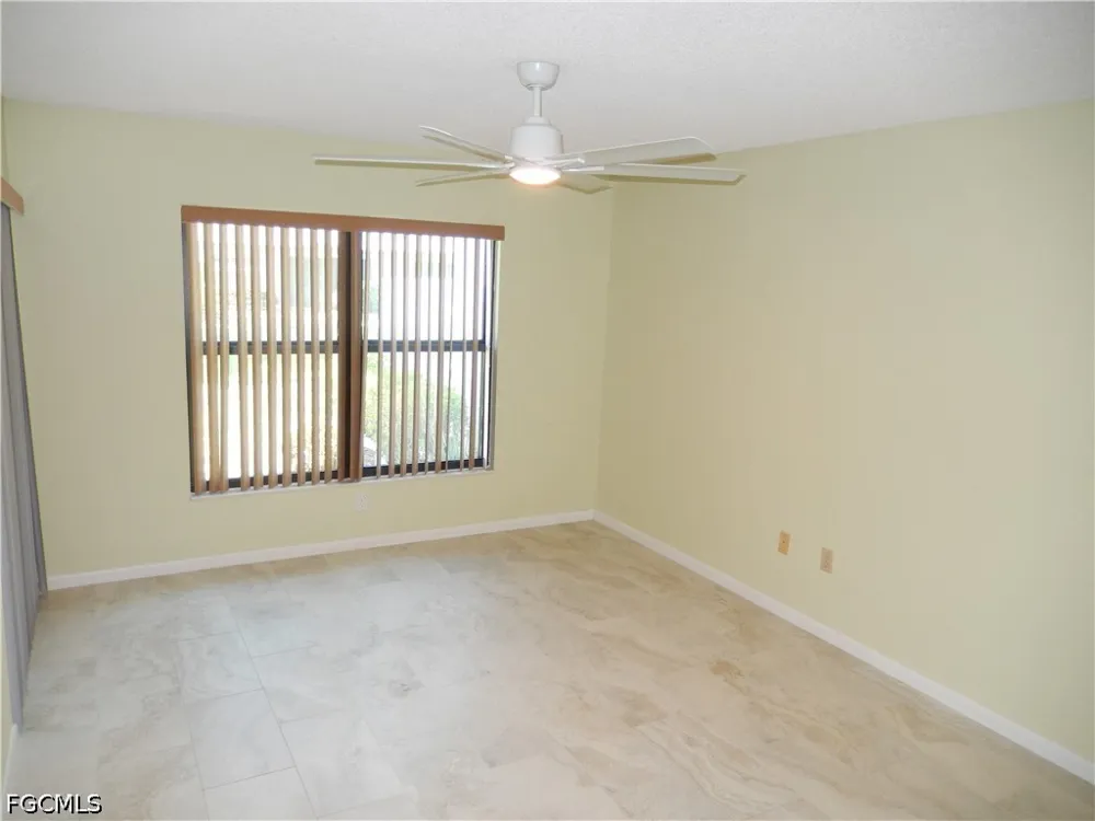Villa Drive #4 Fort Myers, FL 33905
