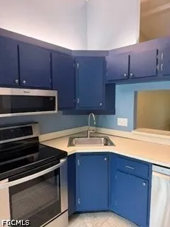 Villa Drive #4 Fort Myers, FL 33905