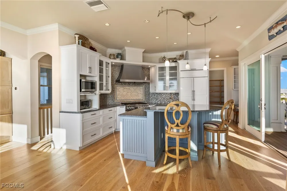 Shoreview Drive Matlacha, FL 33993