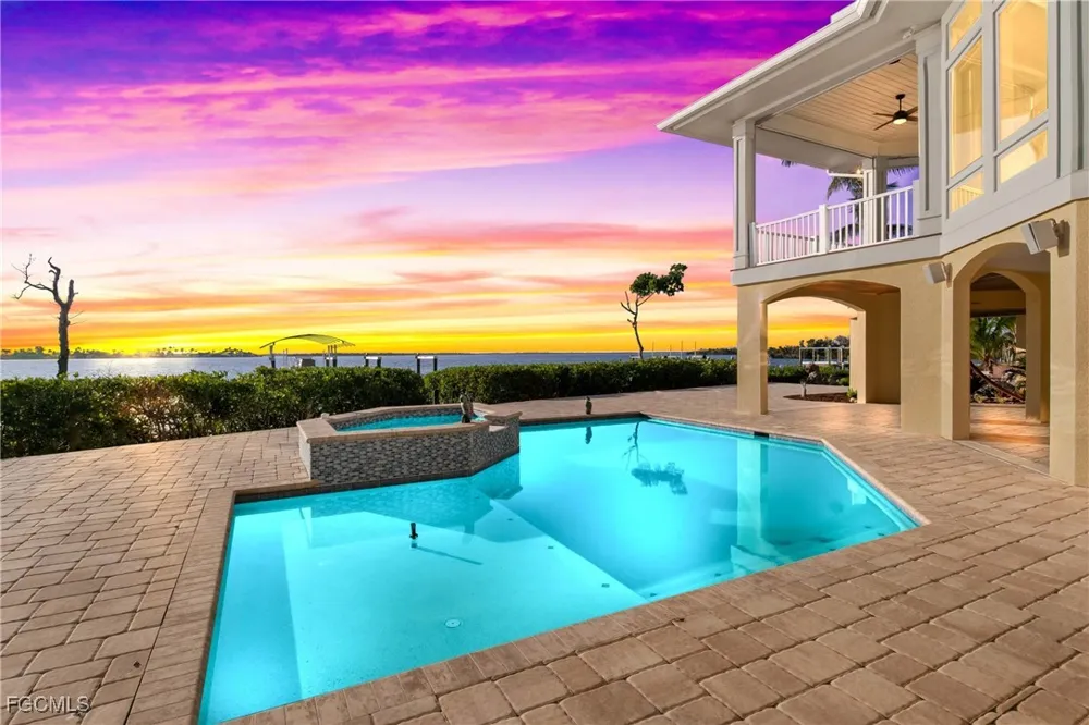 Shoreview Drive Matlacha, FL 33993
