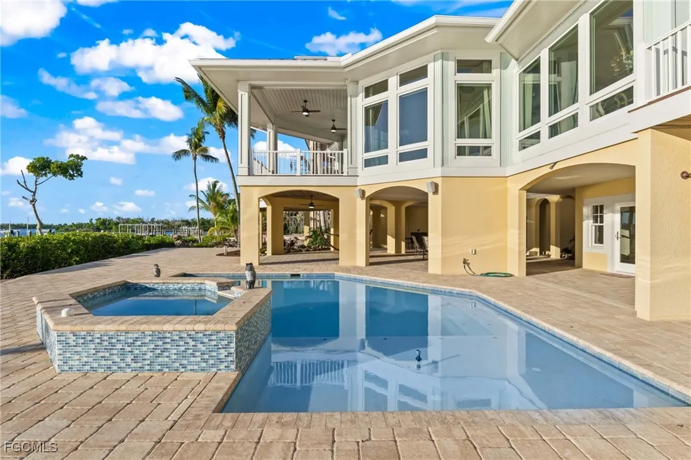 Shoreview Drive Matlacha, FL 33993