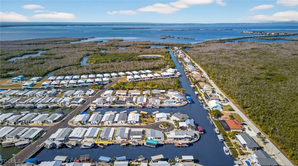 Skipper Lane St James City, FL 33956