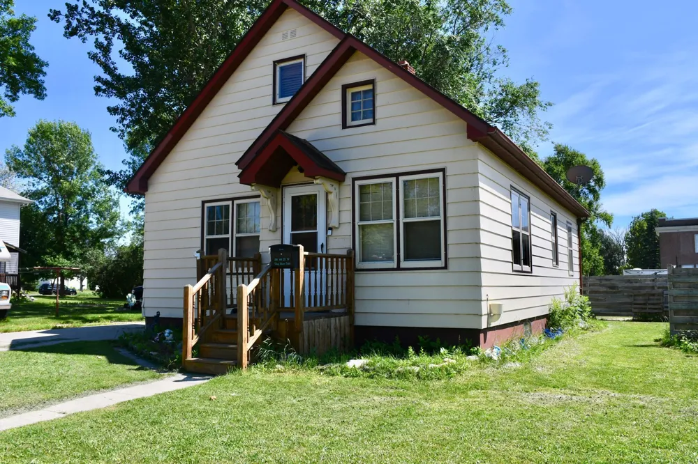 216 6th Street W Thief River Falls, MN 56701