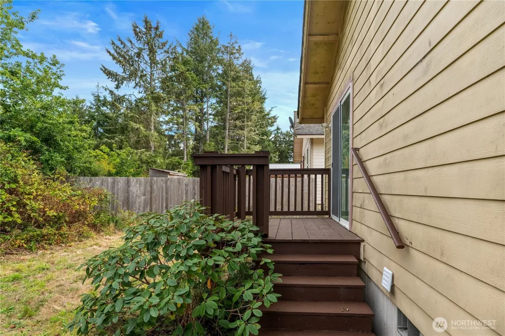 2501 270th Street Ocean Park, WA 98640