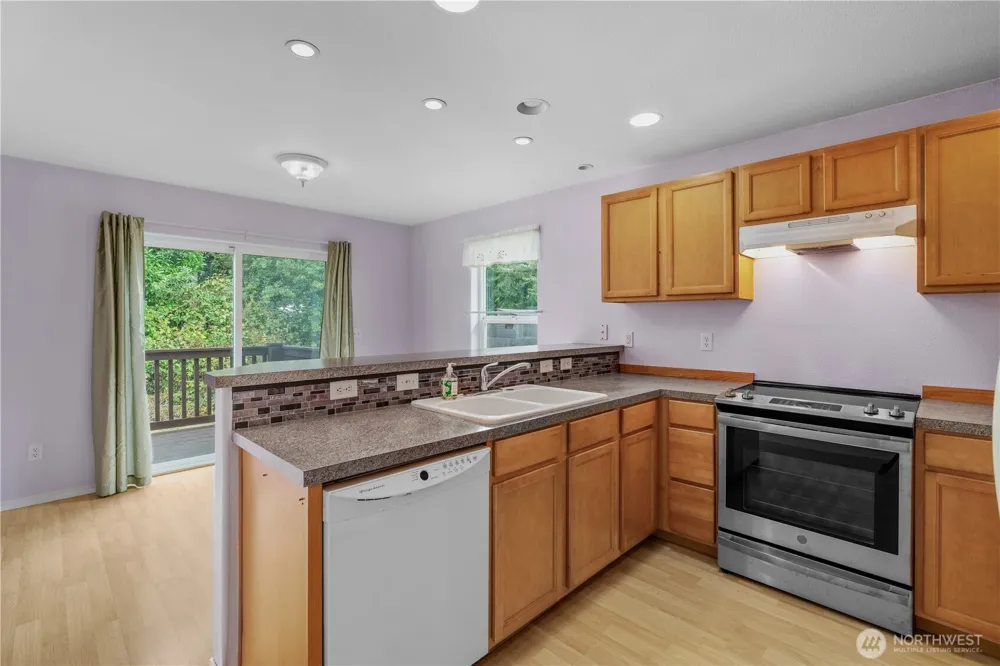 2501 270th Street Ocean Park, WA 98640