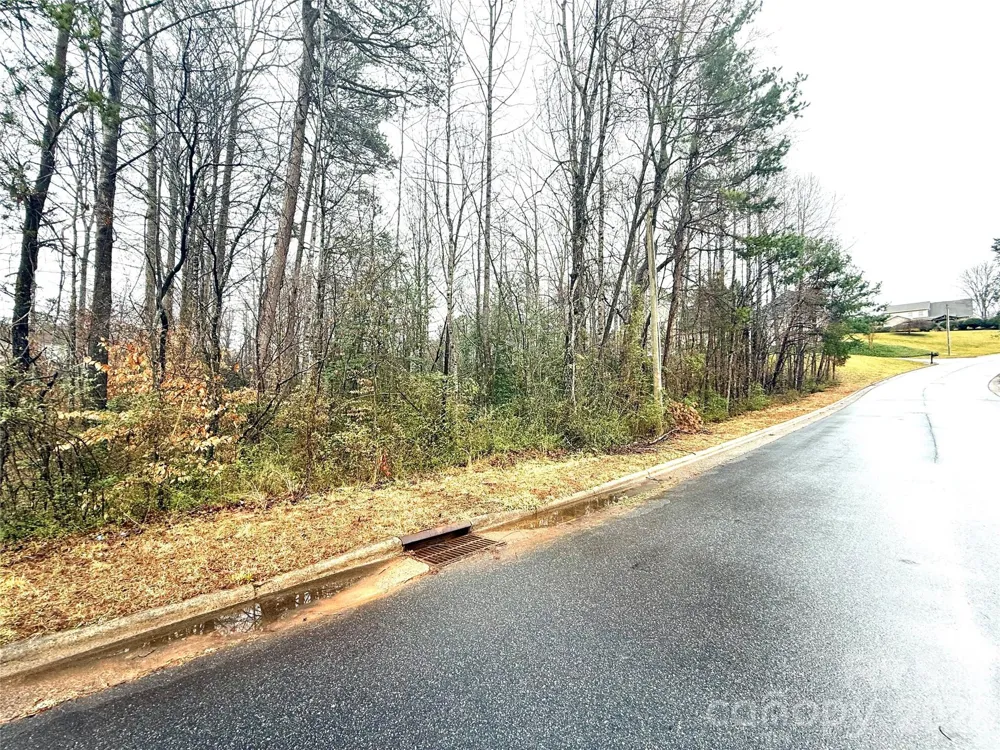 5126 Mark Drive NE Hickory, NC 28601