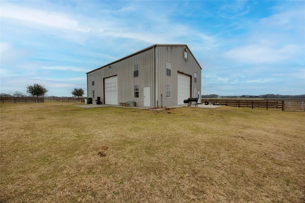 66 County Road 77d Schulenburg, TX 78956