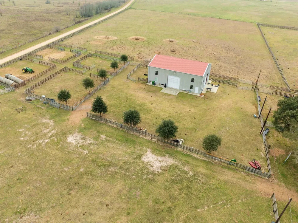 66 County Road 77d Schulenburg, TX 78956