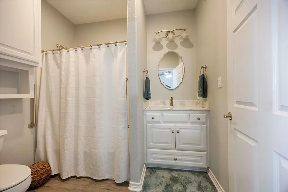 66 County Road 77d Schulenburg, TX 78956
