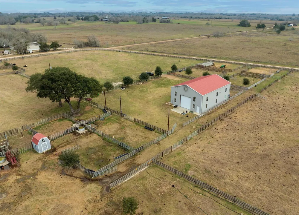 66 County Road 77d Schulenburg, TX 78956