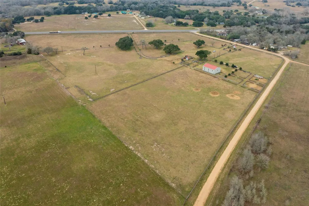 66 County Road 77d Schulenburg, TX 78956