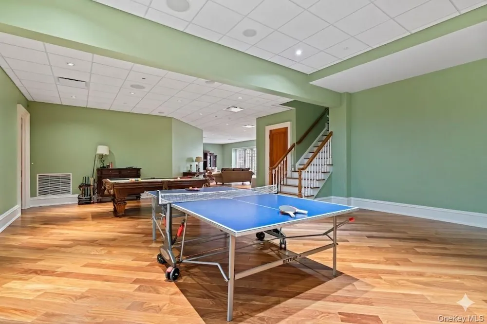 660 Chicken Valley Road Matinecock, NY 11560