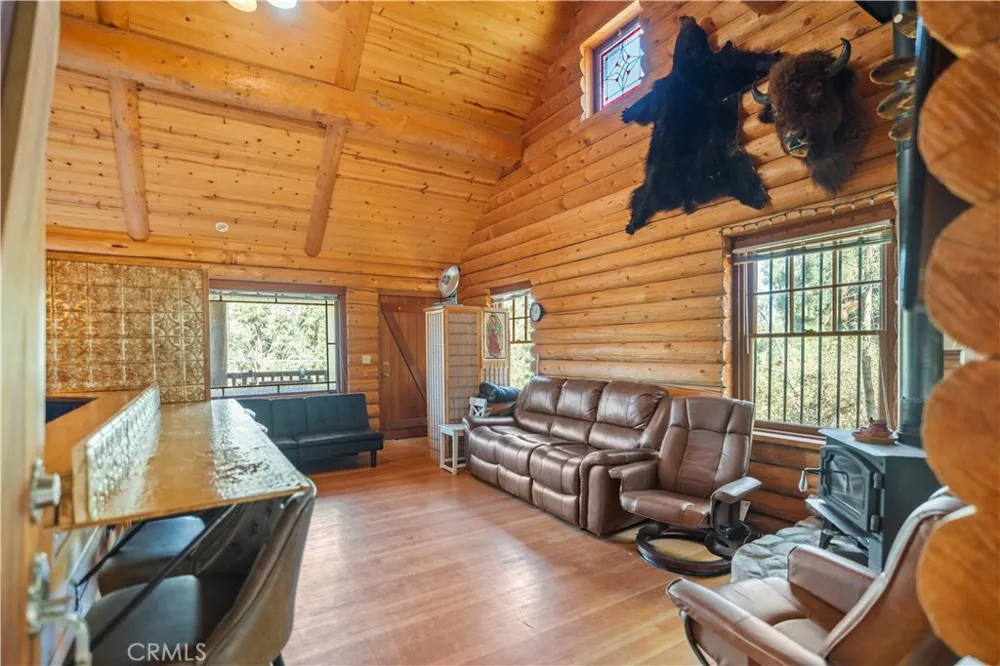 15916 Zurich Way Pine Mountain Club, CA 93222
