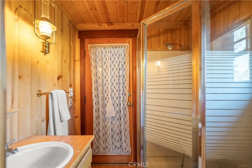 15916 Zurich Way Pine Mountain Club, CA 93222