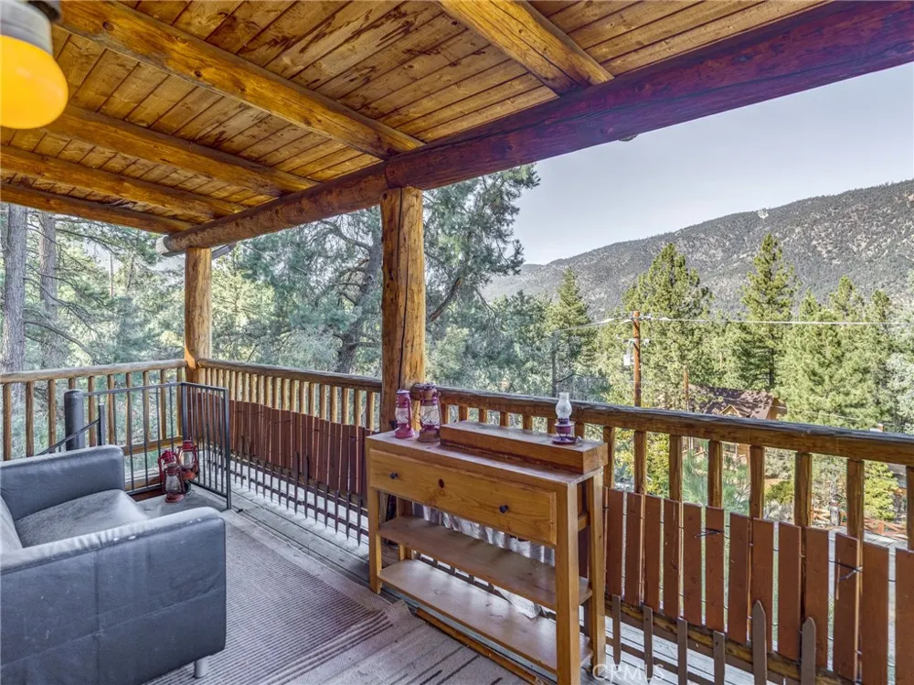 15916 Zurich Way Pine Mountain Club, CA 93222