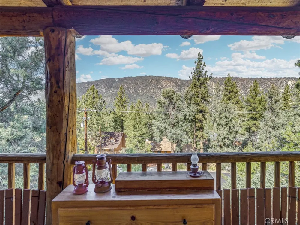 15916 Zurich Way Pine Mountain Club, CA 93222