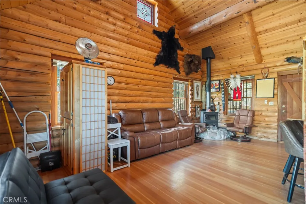 15916 Zurich Way Pine Mountain Club, CA 93222