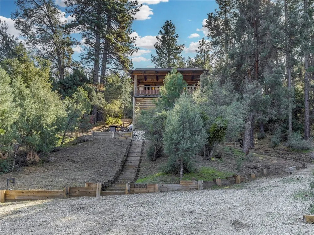 15916 Zurich Way Pine Mountain Club, CA 93222
