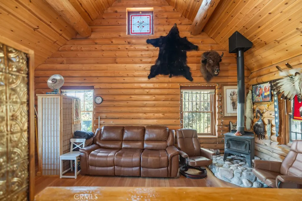 15916 Zurich Way Pine Mountain Club, CA 93222