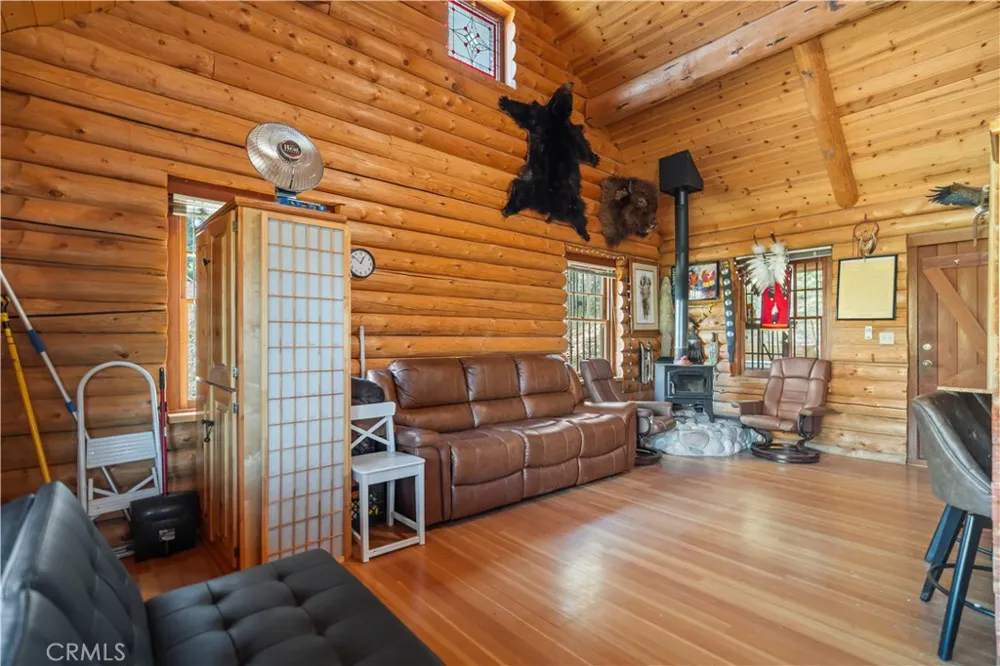 15916 Zurich Way Pine Mountain Club, CA 93222