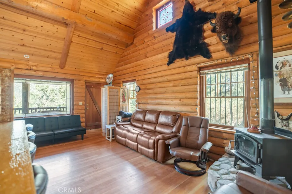 15916 Zurich Way Pine Mountain Club, CA 93222