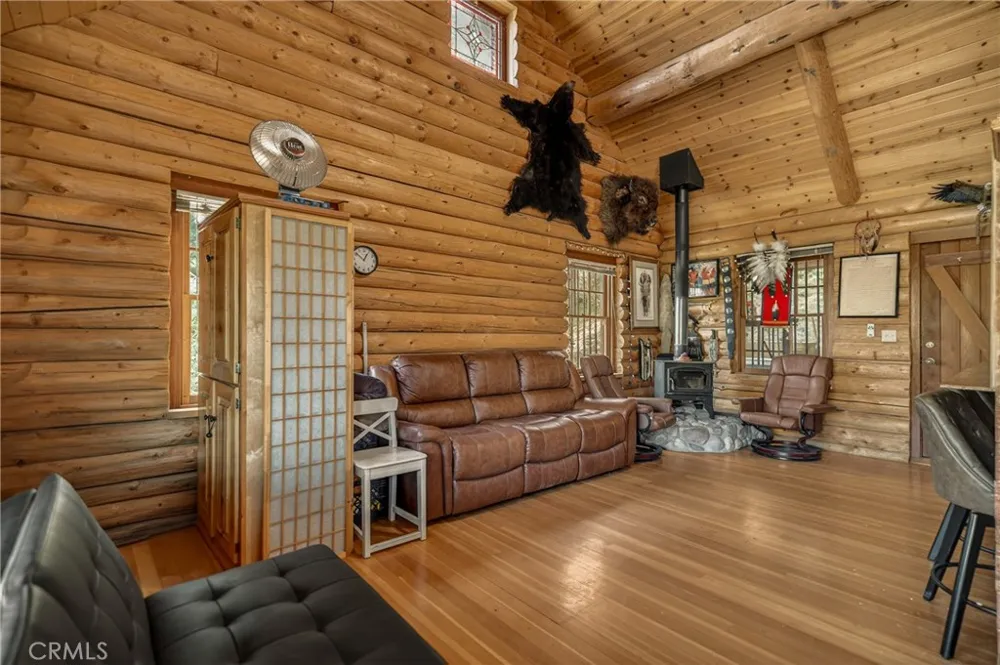 15916 Zurich Way Pine Mountain Club, CA 93222