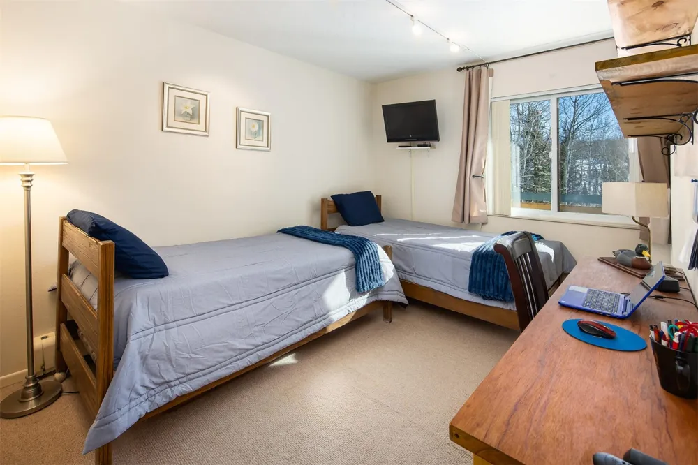 101 Ryan Gulch Court #103 Wildernest, CO 80498