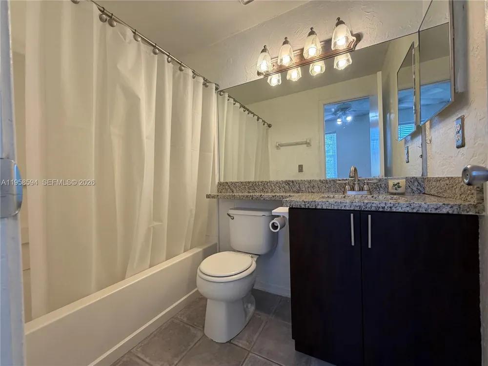 271 Duval Ct Weston, FL 33326