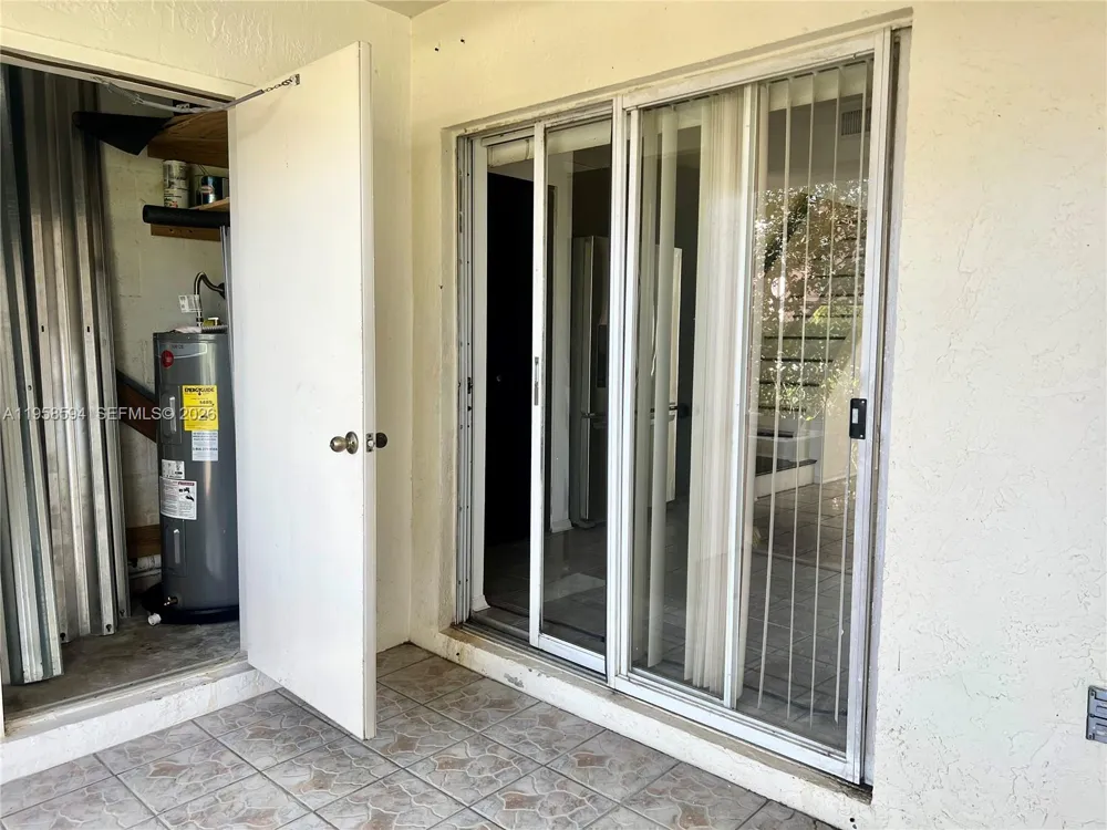 271 Duval Ct Weston, FL 33326