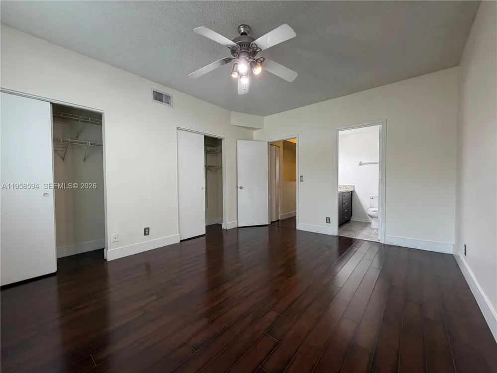 271 Duval Ct Weston, FL 33326