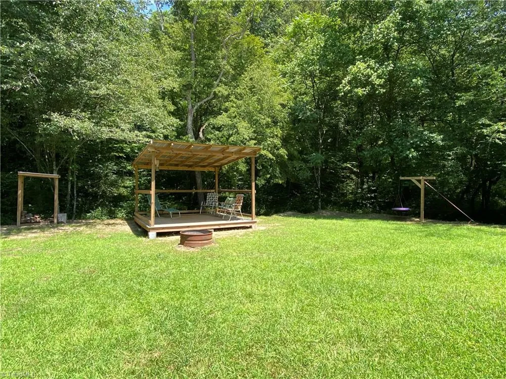 3258 Red White And Blue Road North Wilkesboro, NC 28669