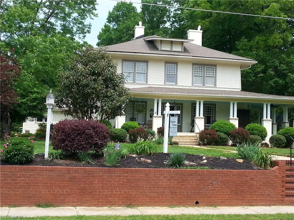 216 W Hunter Street Madison, NC 27025