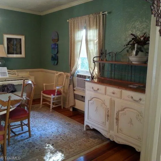 216 W Hunter Street Madison, NC 27025