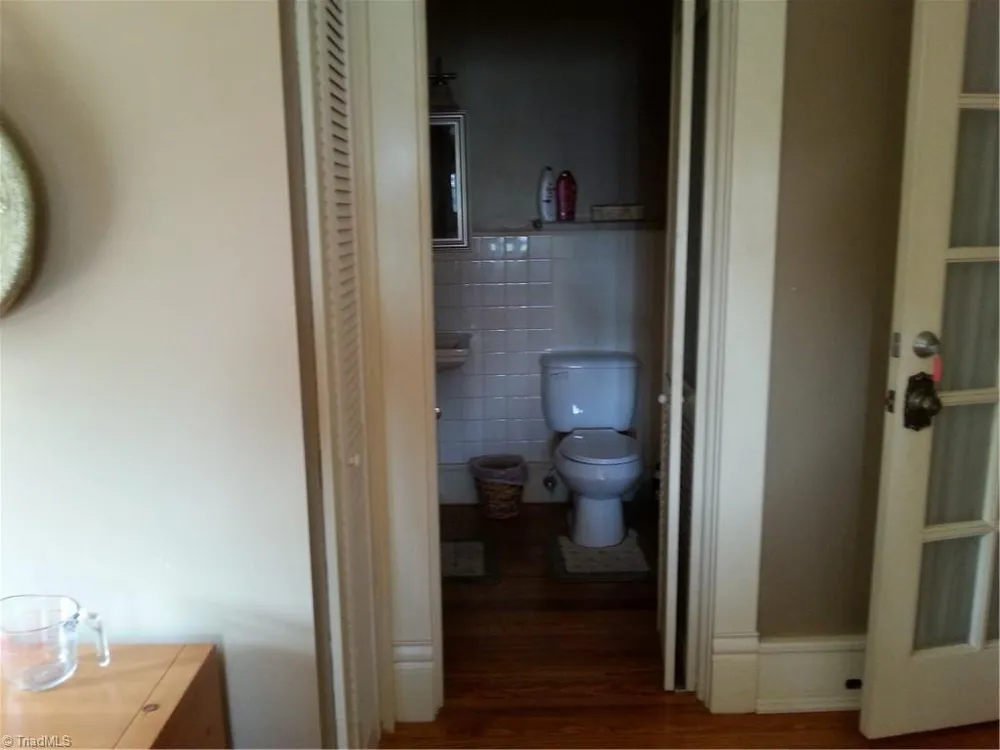216 W Hunter Street Madison, NC 27025
