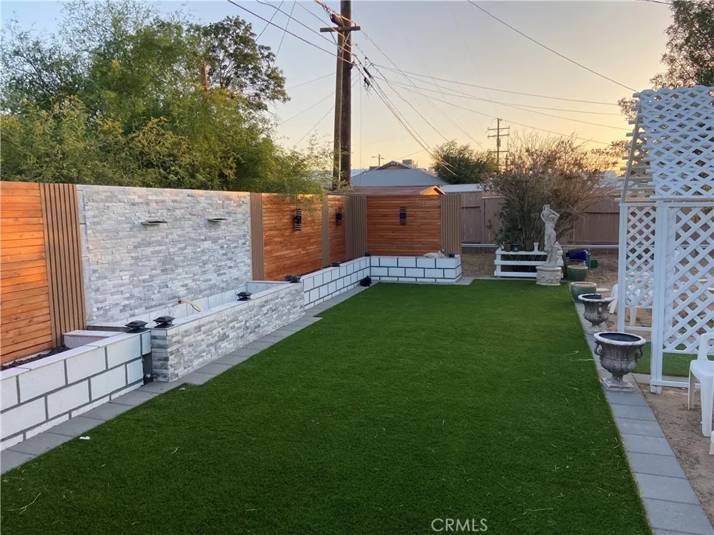 225 W French Avenue Ridgecrest, CA 93555