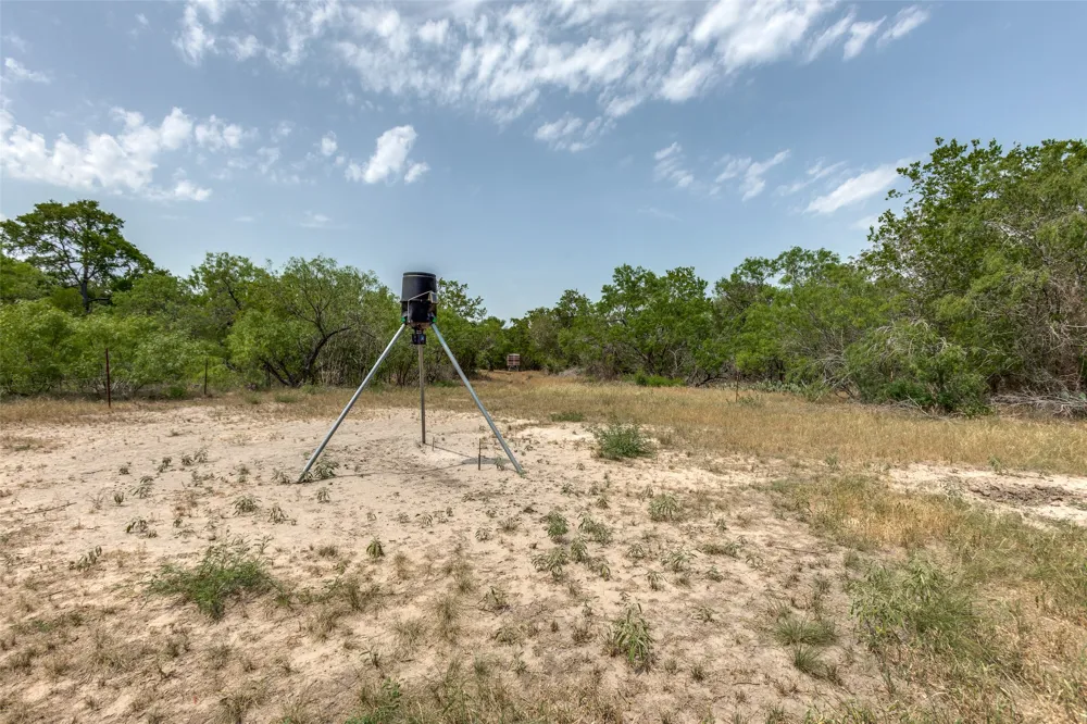 9557 Fm 86 Lockhart, TX 78644
