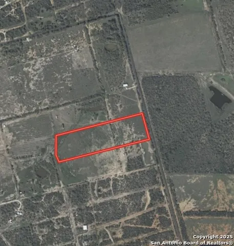1446 County Road 332 Charlotte, TX 78011