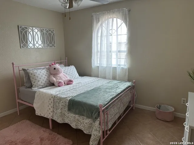 703 9th Carrizo Springs, TX 78834