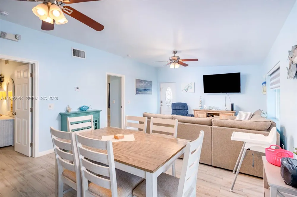 410 10th St Key Colony, FL 33051
